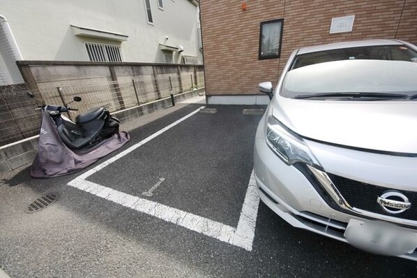 レオネクストグレイスの物件内観写真